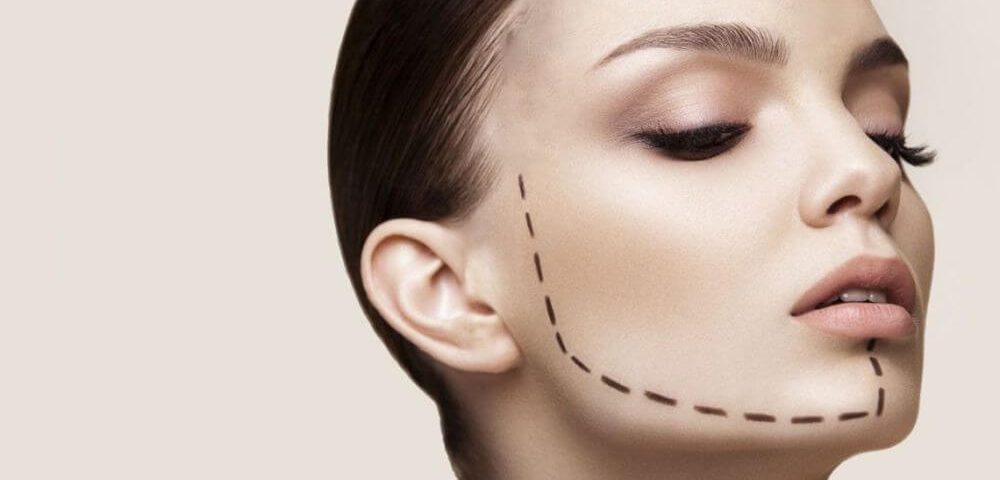 Chirurgie de la mâchoire et du menton : Corriger les asymétries faciales
